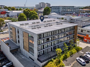 Image 1 of 20
