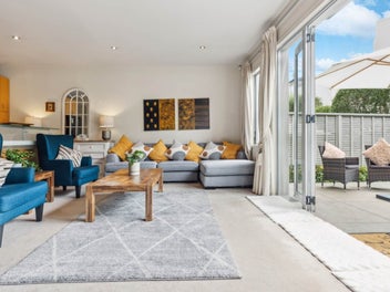 Smart, Secure & Superbly Located