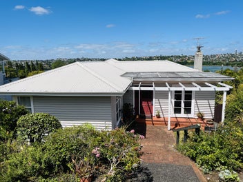 Stunning Outlook - Deceased Estate Opportunity