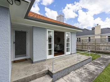 Stunningly Renovated & Ready to Move In!
