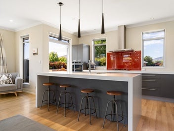 Entertainers Dream with Family Functionality!