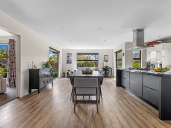 Delightful Family Home In Lincoln