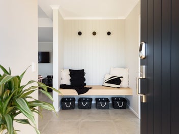 Unique opportunity- 2B Earnscleugh Road, Alexandra