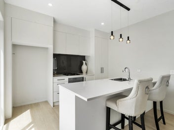 Spacious Freehold Family Home - Must Sell!