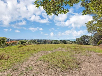 A Rare Find in Maraetai