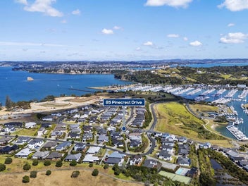 Single Level Living In The Heart Of Gulf Harbour