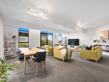 Spacious and Versatile with Split Living