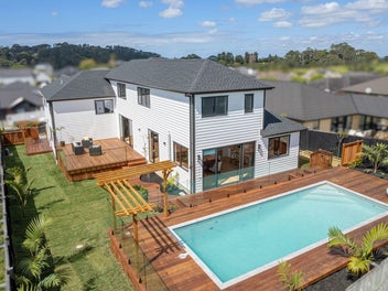 Brand new luxury with Sun-Kissed Poolside Bliss