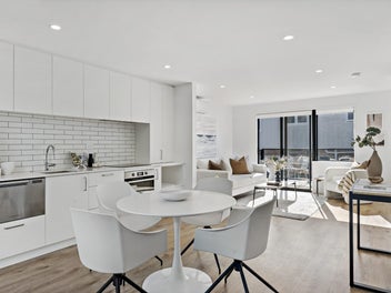 Modern Elegance Meets Low-Maintenance Living