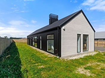 THE BACH 140M2 / SECTION 465M2