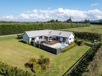 Prime Lifestyle Block - Where Options Meet Luxury