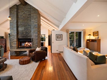 Alpine lodge elegance