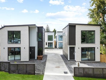 Urgent sale, the developer drop the price.