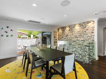 Unparalleled Opulence – A Luxurious Sanctuary ...