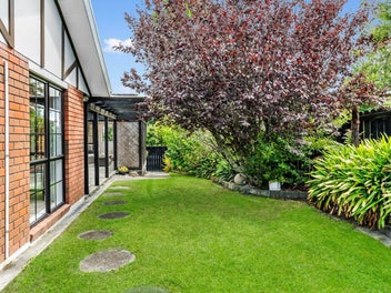 Rare Spacious Family Retreat in St. Johns Park