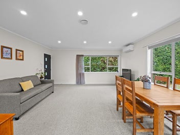 Townhouse Too Tight? Cross Lease Feels Just Right.