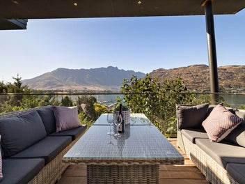 Pinnacle of Lakeside Living - Unrivaled Views