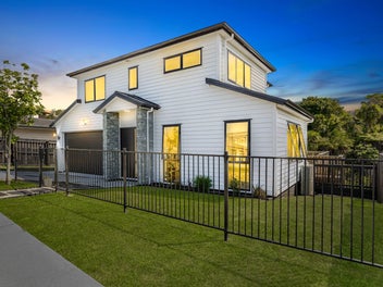 Executive Home with 10 Year Master Build Guarantee