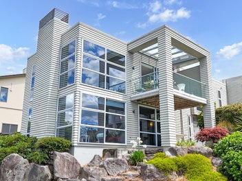 Elevated Elegance in Matipo Heights