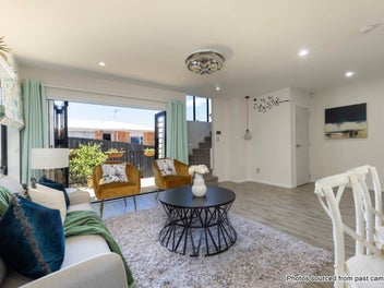 Spacious & Stylish Freestanding Modern Family Home