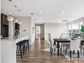 Endless Views, Expansive Space & Extra Potential