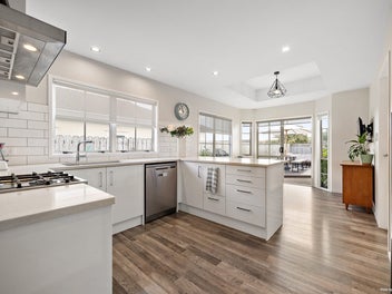 Impeccably Maintained Renovated Family Haven