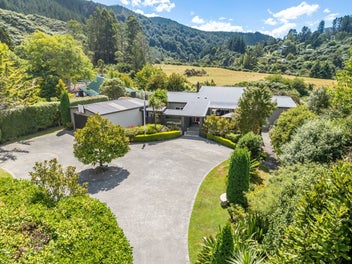 Secluded Sanctuary - Where Nature and Luxury Meet