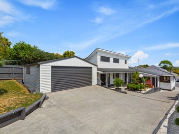 FINAL WEEK! Full refurb 5 beddy on 809sqm!