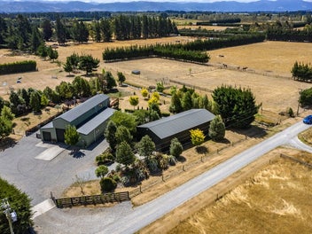 Spacious Rural Sanctuary with Equestrian Appeal