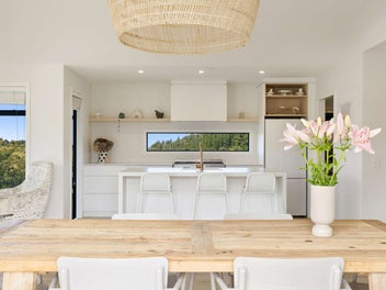 Luxury Lifestyle on Pineview Way!