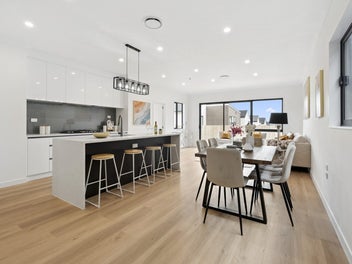 Bremner Ridge's Best Deal - Affordable Luxury!