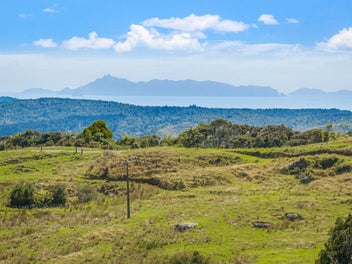 Matakana heights - Coastal views