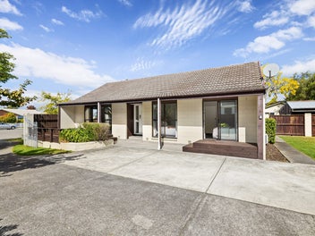 Motivated Seller, Quiet Cul-de-sac.