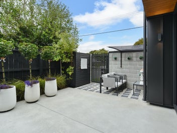 Stylish Contemporary Townhouse