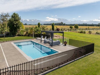 Luxury Lodge Living in the Mackenzie Country