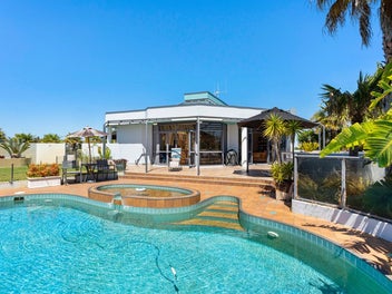 Lifestyle Luxury With Room To Live The Dream
