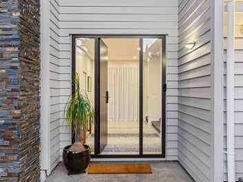 Spacious, Stylish & Ready for New Owners