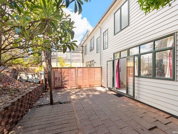 Modern Urban Living in a Prime Location!