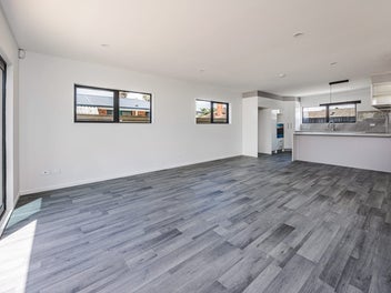 SPACIOUS BRAND NEW - Reserve Views!