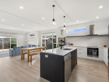 Affordable Opaheke starter - $869,000!
