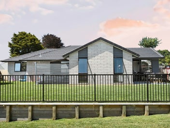 Spacious, Stylish, and Family-Friendly-Must Sell!