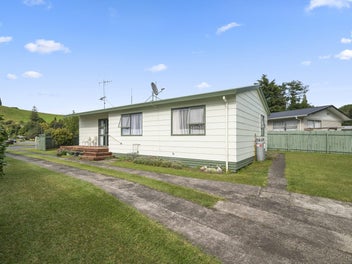 Did Someone Say Garages And Golf Course?