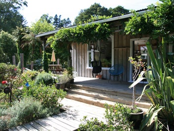 Rustic Uruti Lifestyle with Modern Comforts