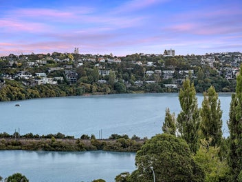 New Freehold Home with Spectacular Seaviews