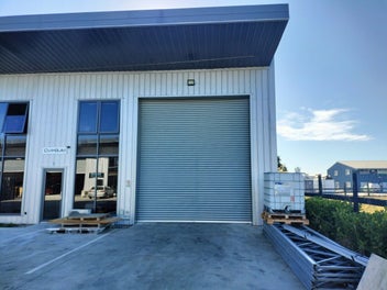 Image 1 of 5