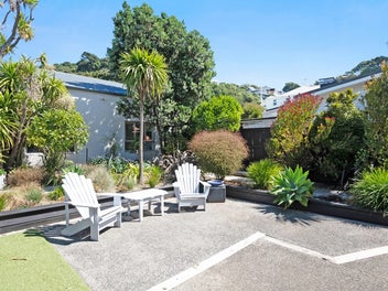 Ultimate Family Home + Studio Apartment