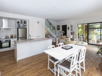 Urban townhouse, country cottage vibe