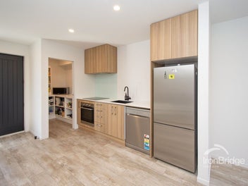 Stylish Executive Townhouse in Prime Location
