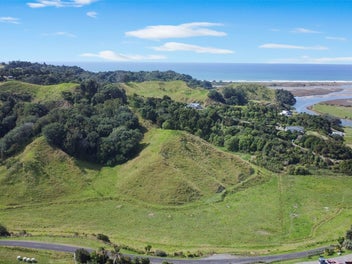 Harbour-side potential - 19ha bare block