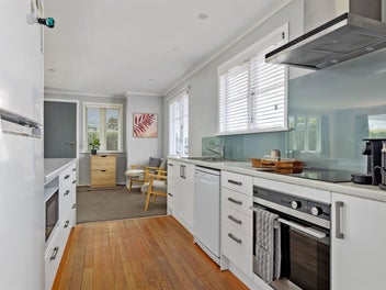 Immaculate Renovated Home In Freyberg